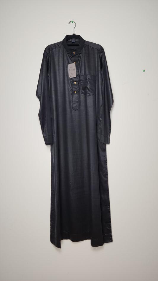 Authentic men’s thobe jhubba – premium Omani/Emirati style – NZ, Australia & Fiji