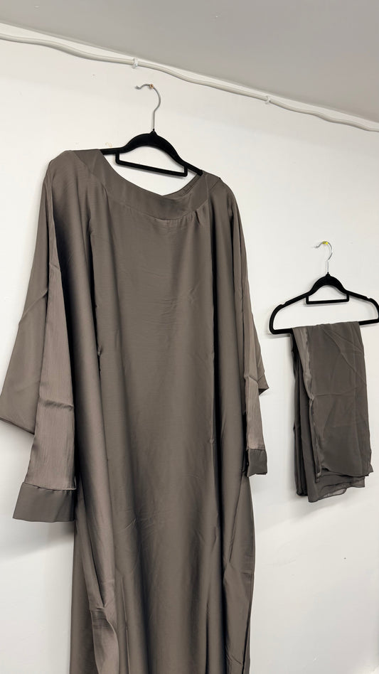 Abaya - AK72