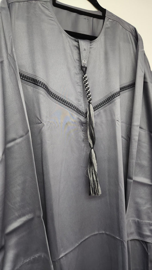 Luxury Omani jhubba thobe – cultural heritage fashion – NZ, Australia & Fiji