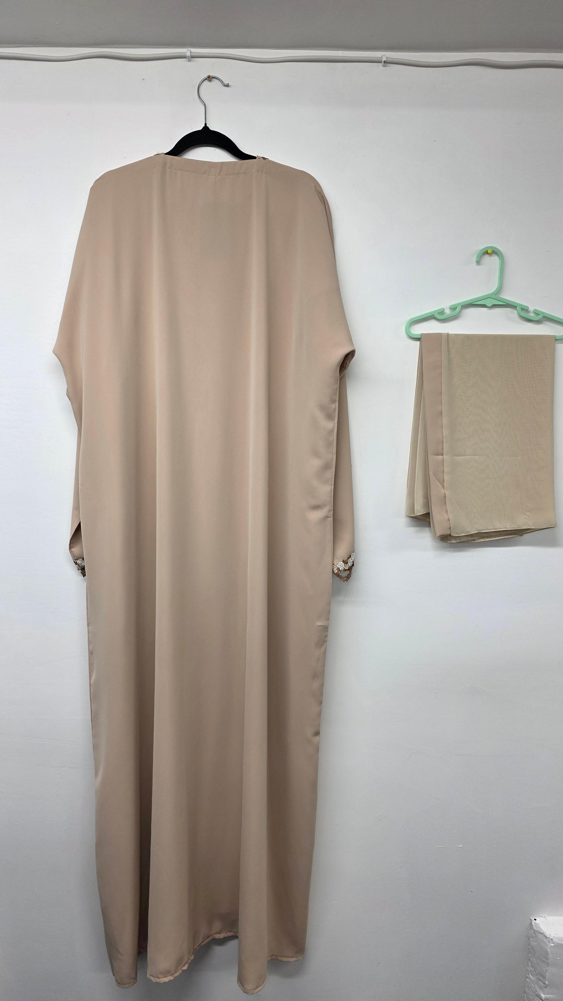Abaya - AD4