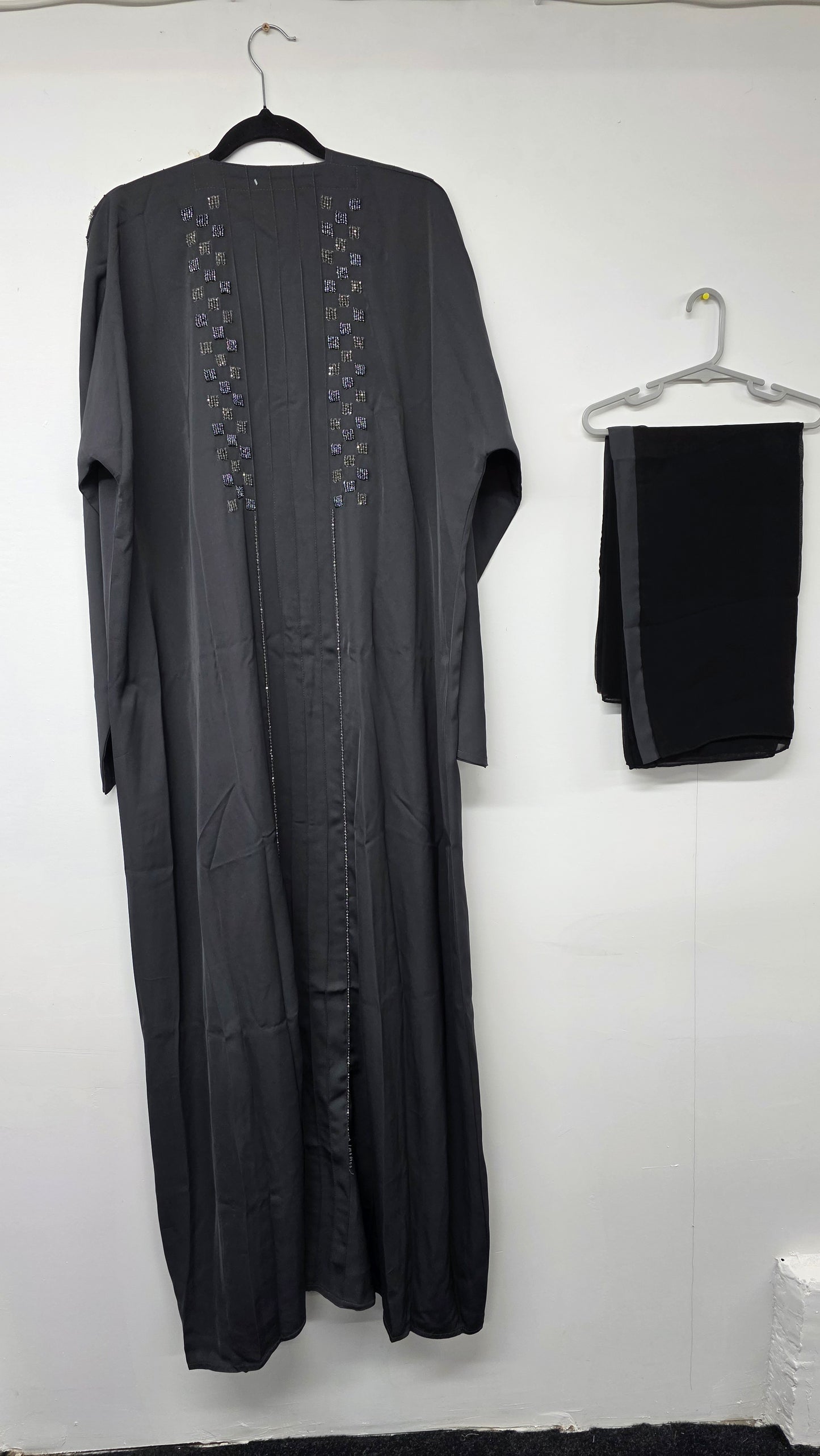 Abaya - AI12