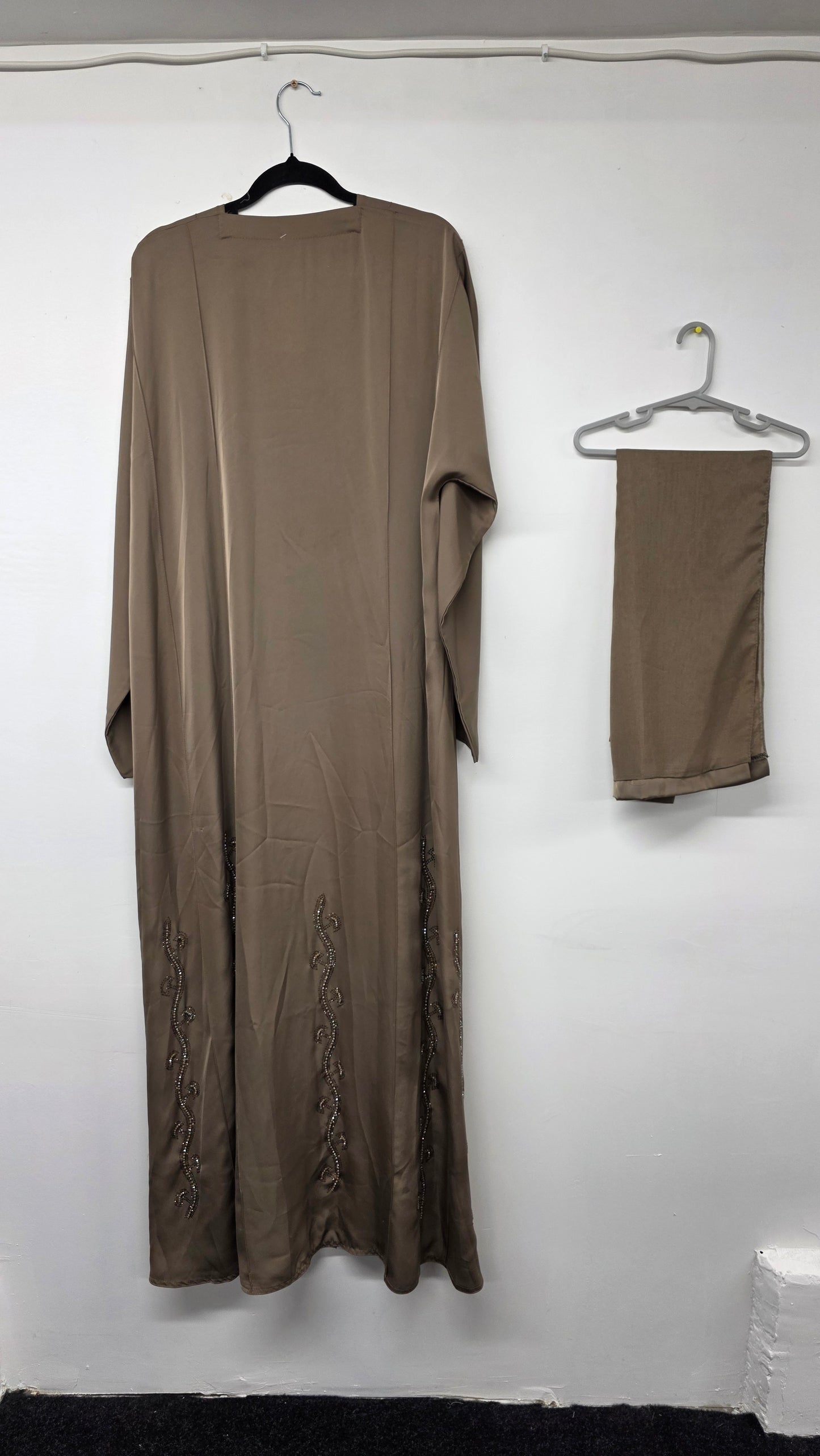 Abaya - AI19