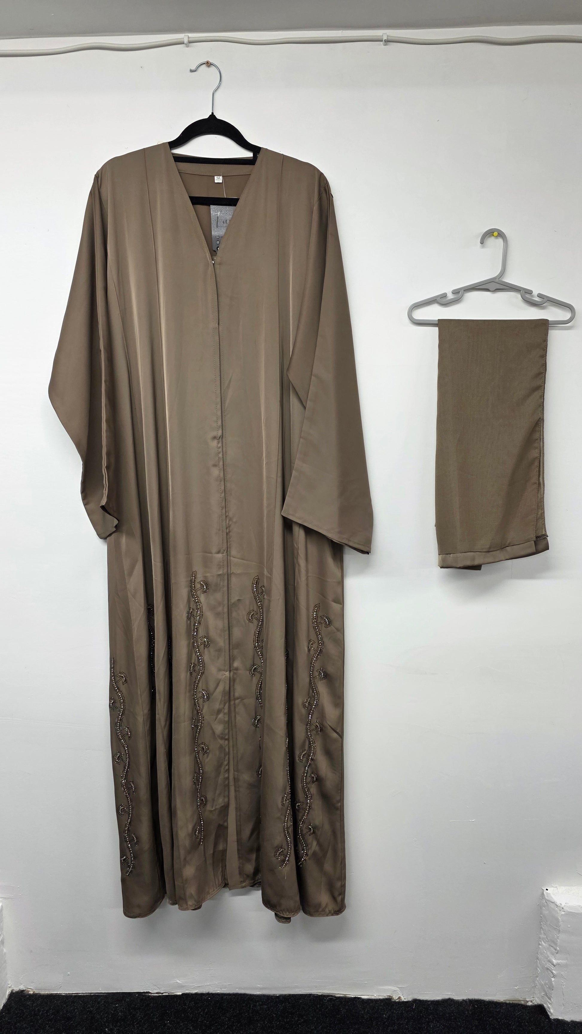 Abaya - AI19