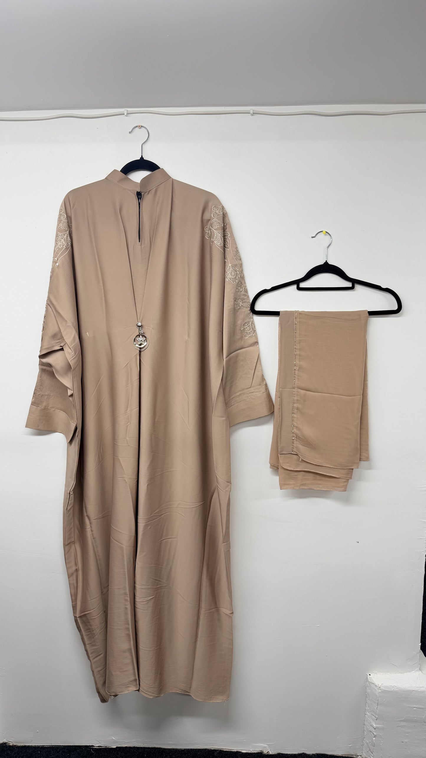 Abaya - AK16