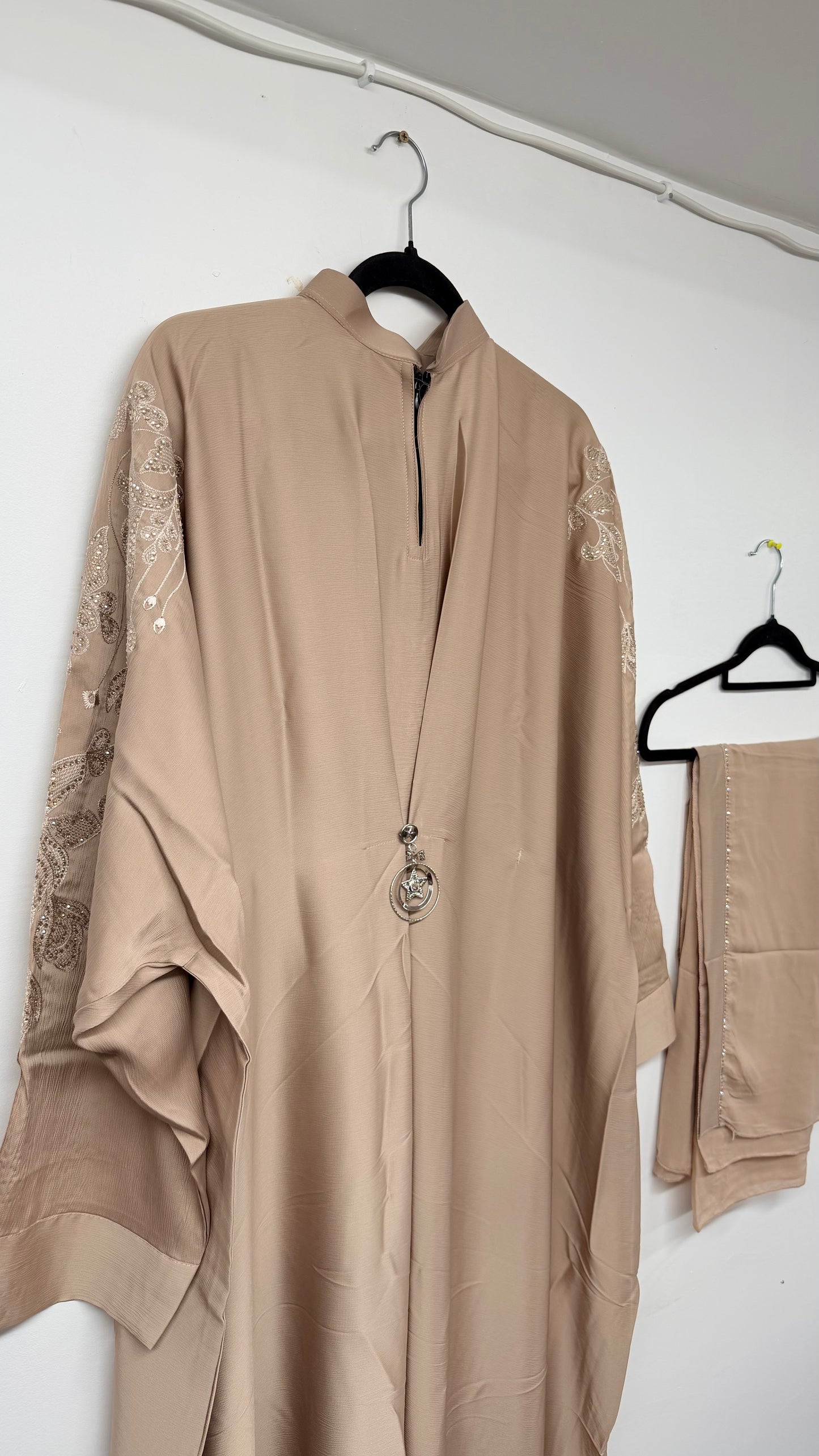 Abaya - AK16