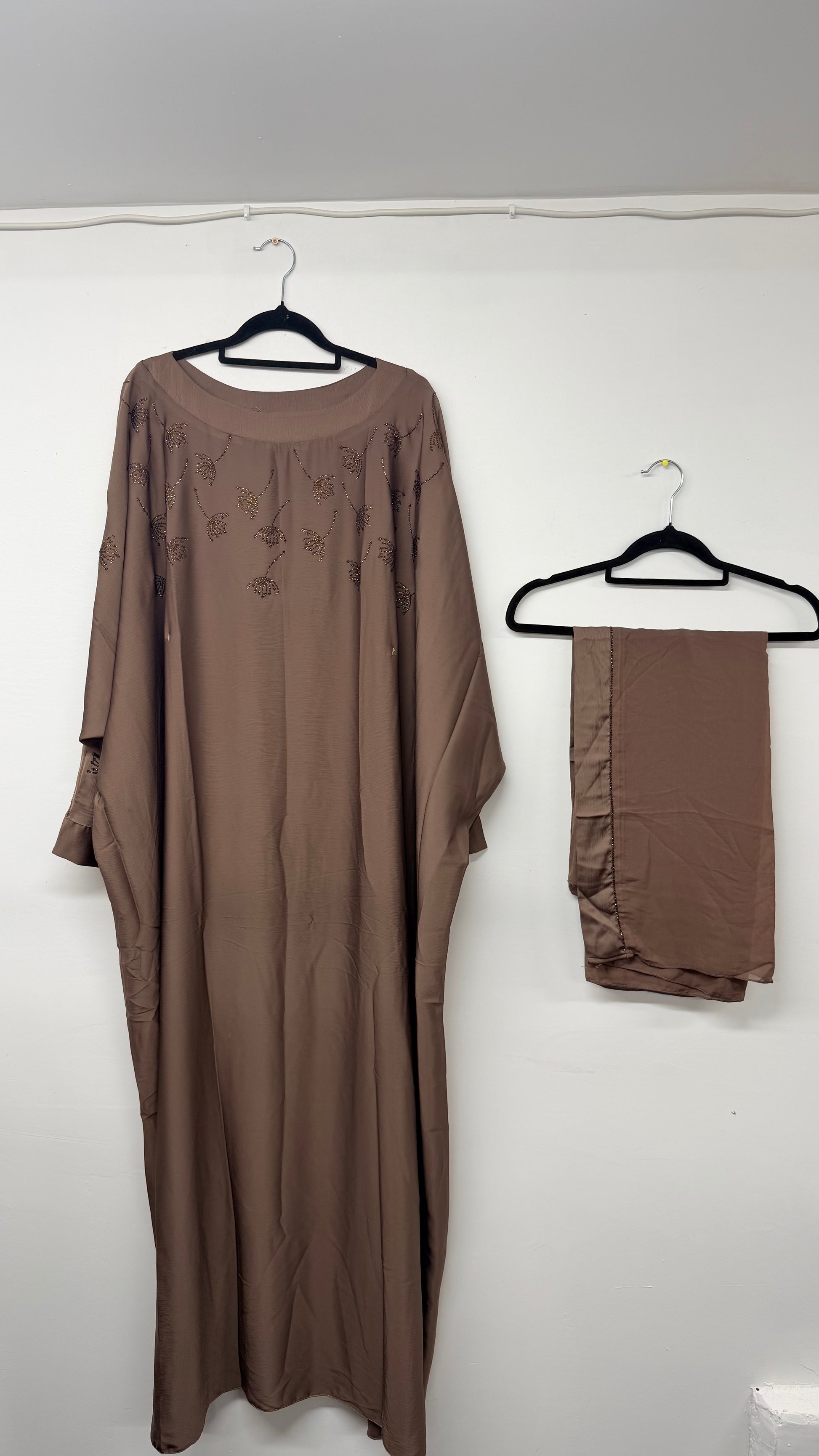 Abaya - AK19