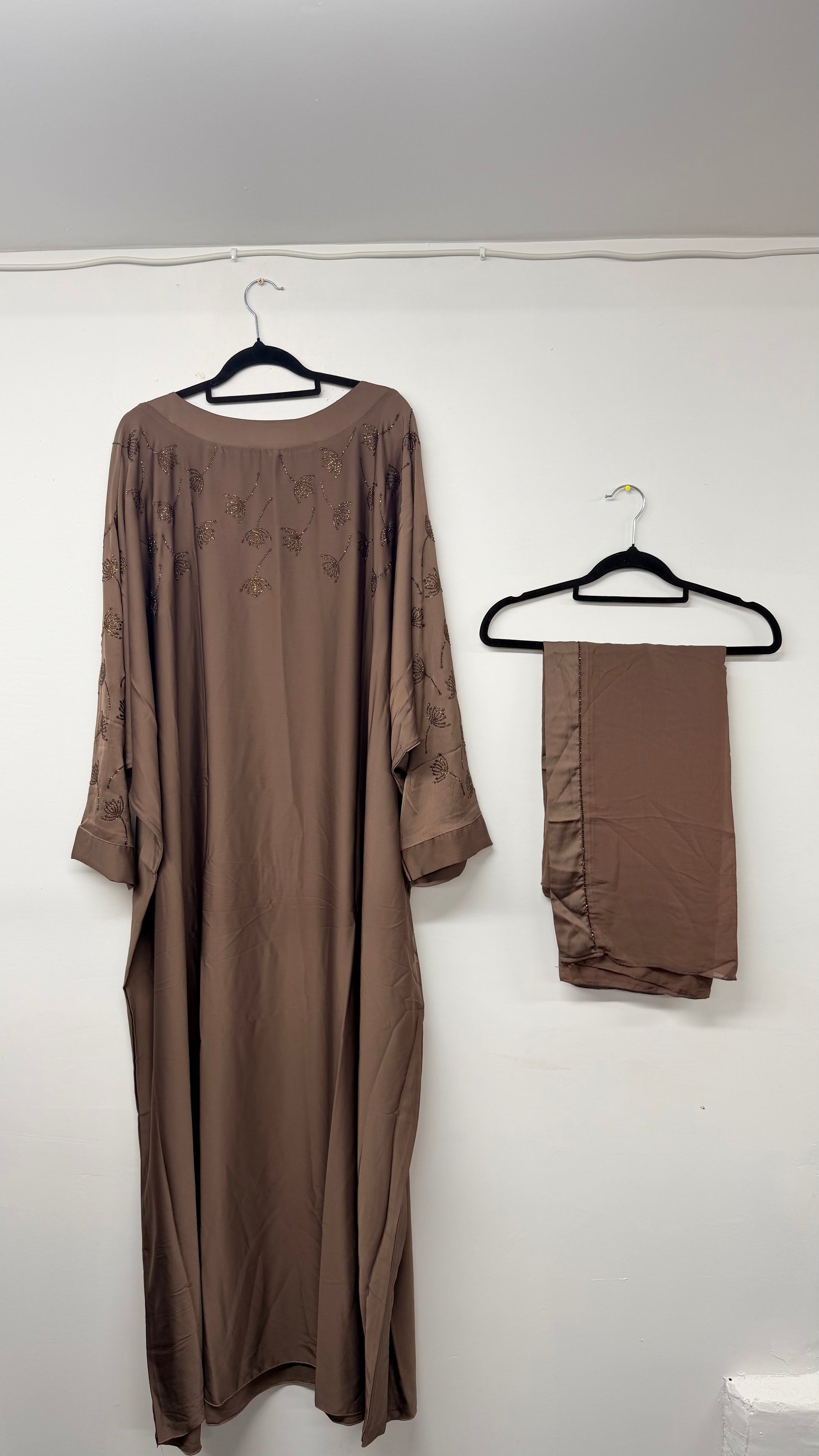 Abaya - AK19