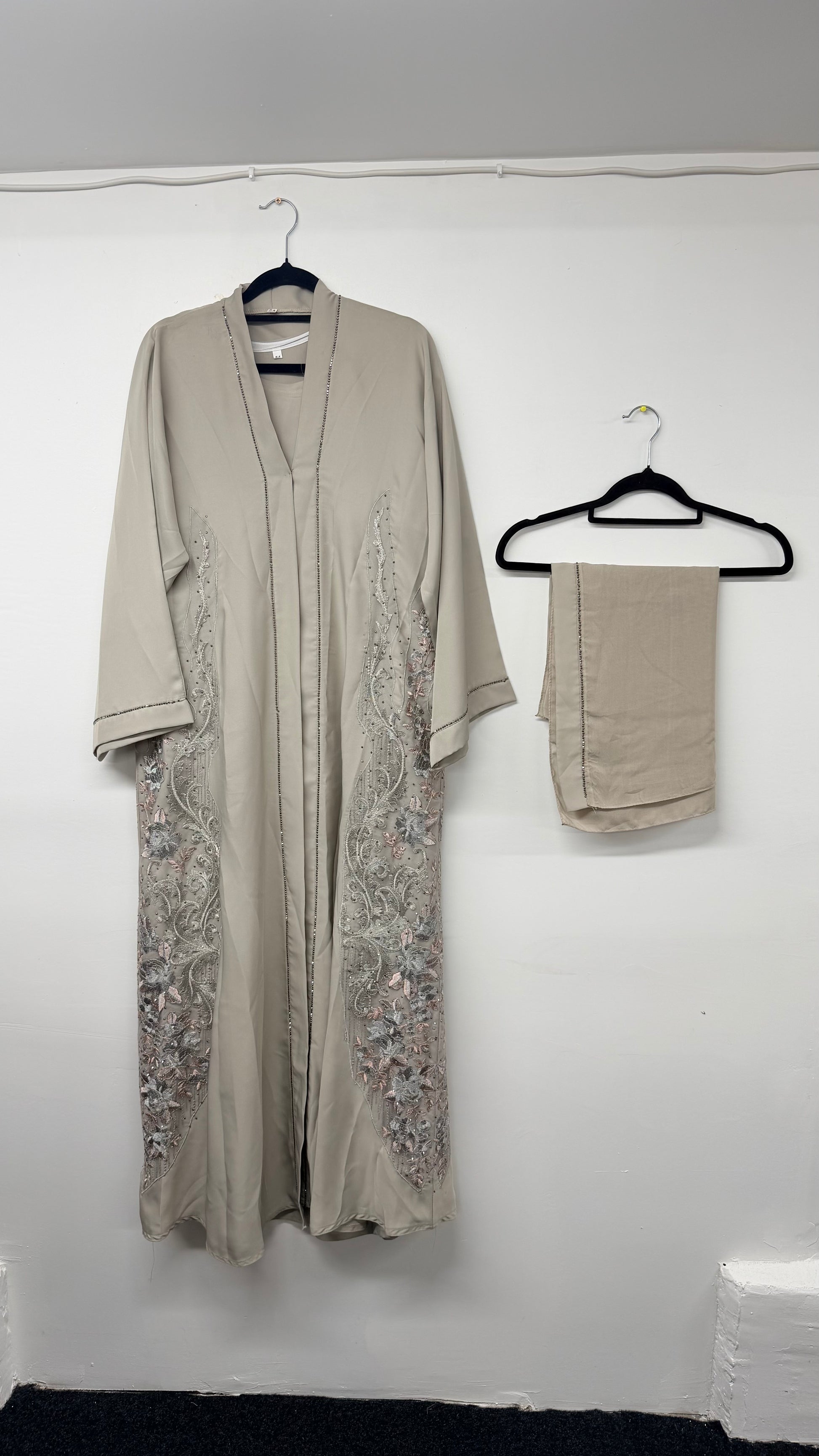 Abaya - AK24