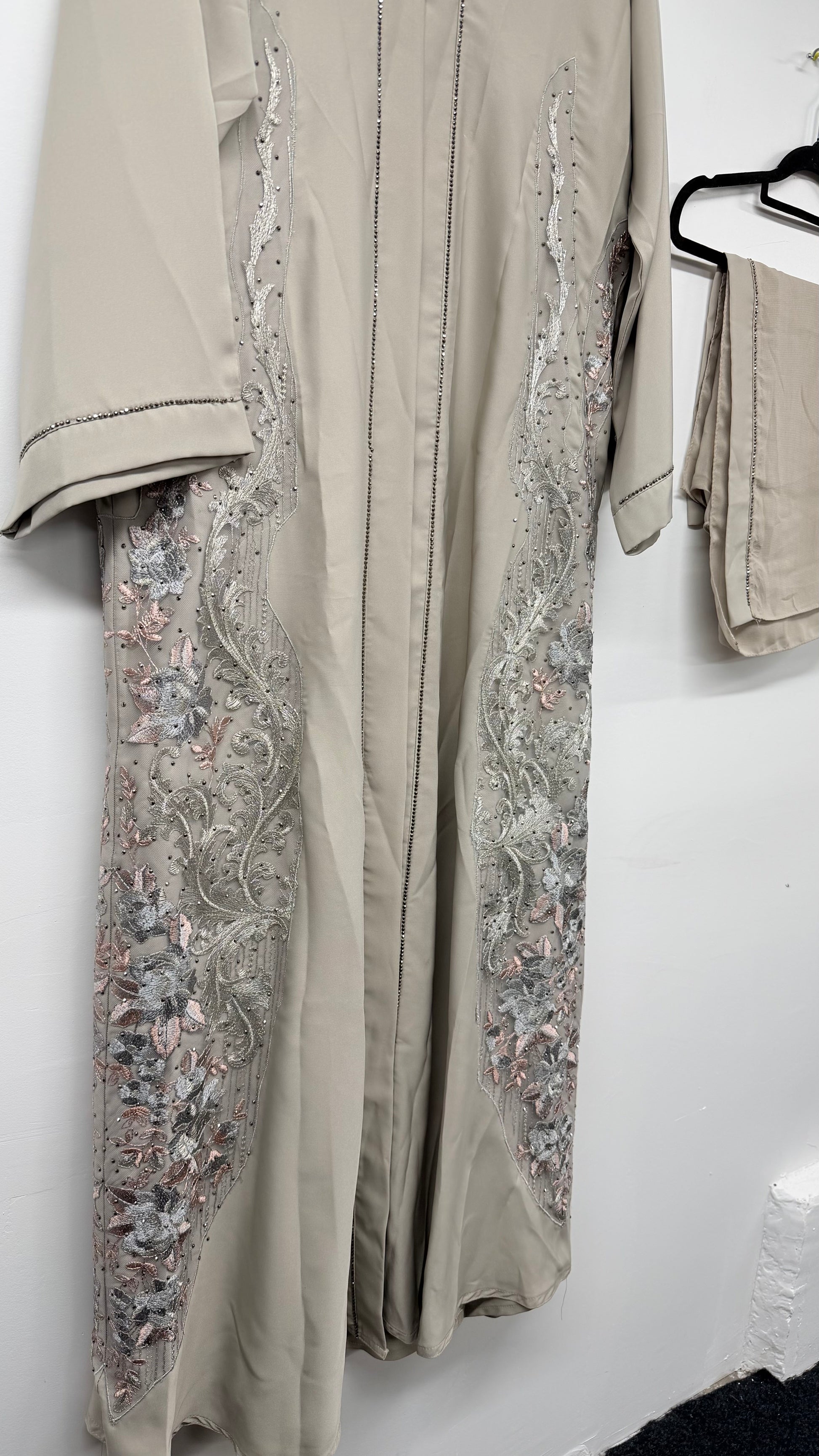Abaya - AK24
