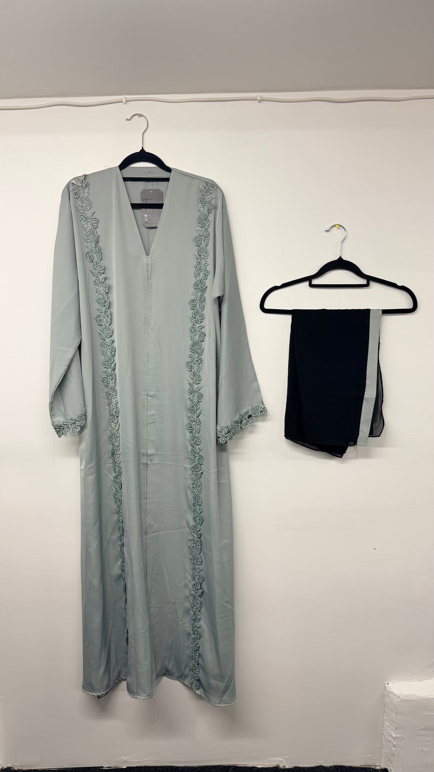 Abaya - AK36