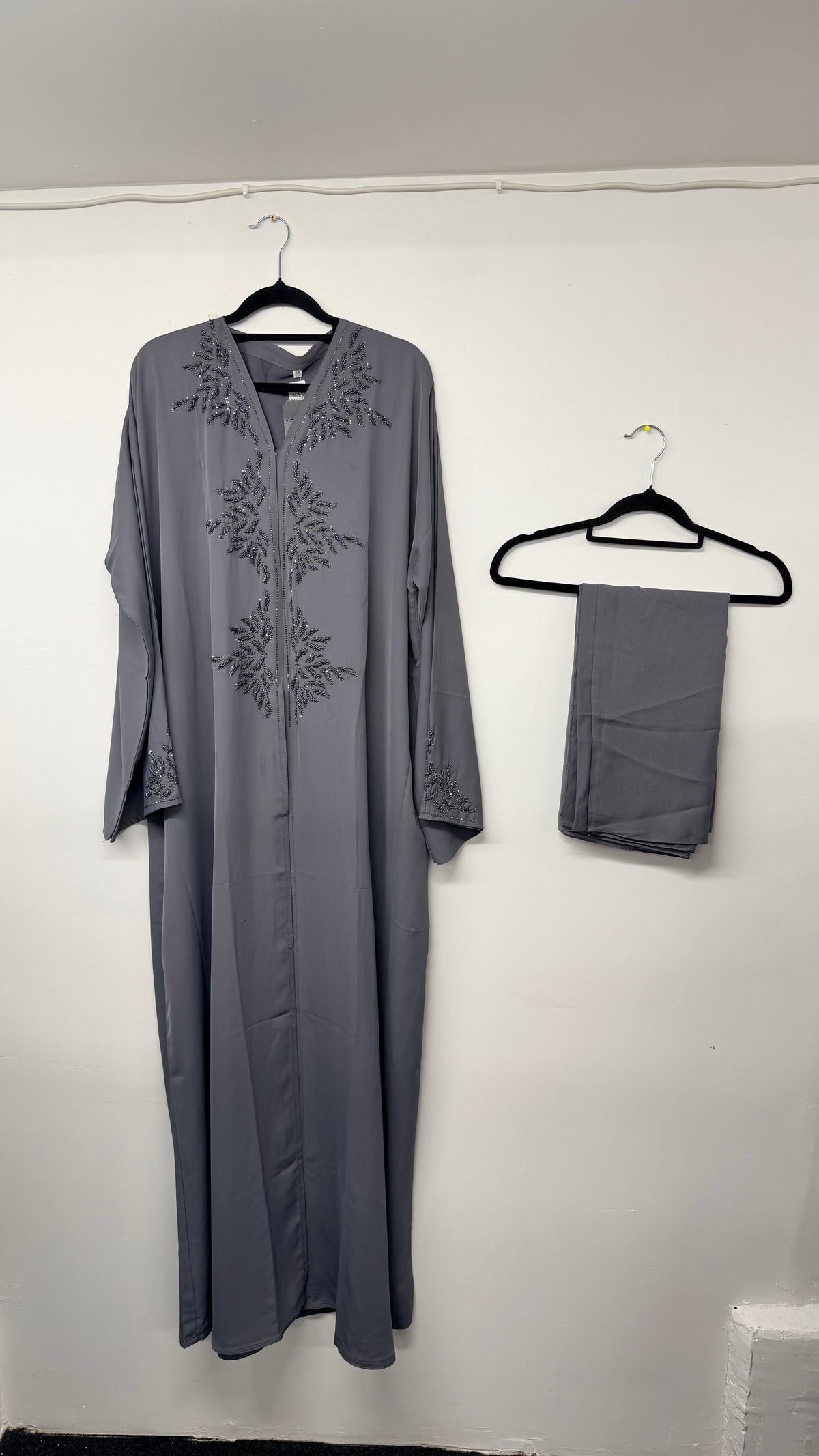 Abaya - AK46