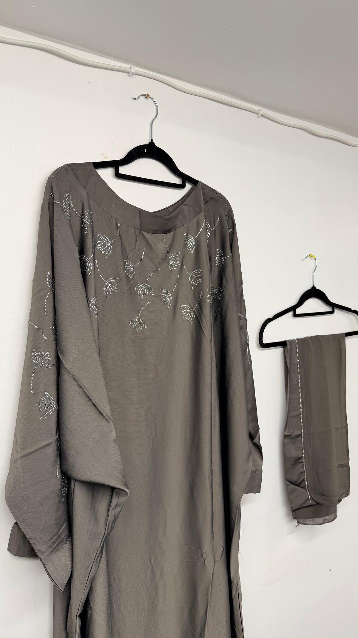 Abaya - AK67
