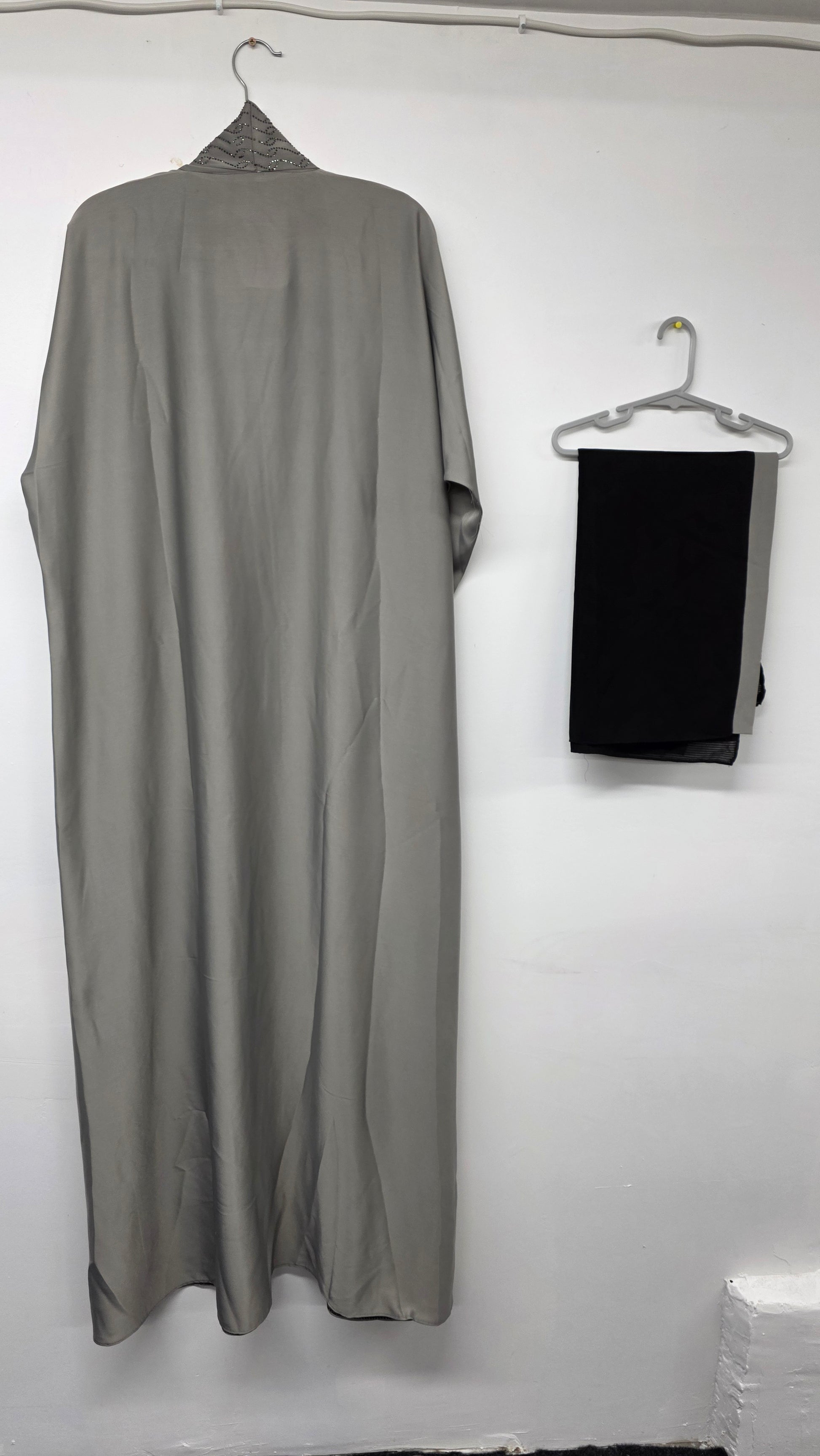 Abaya - AI13