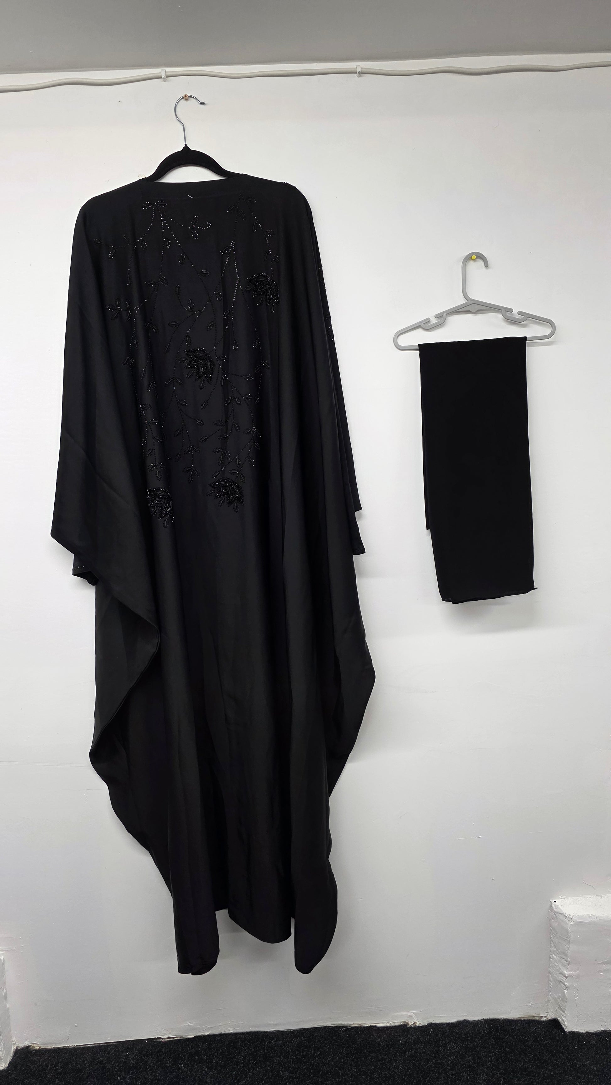 Abaya - AI7
