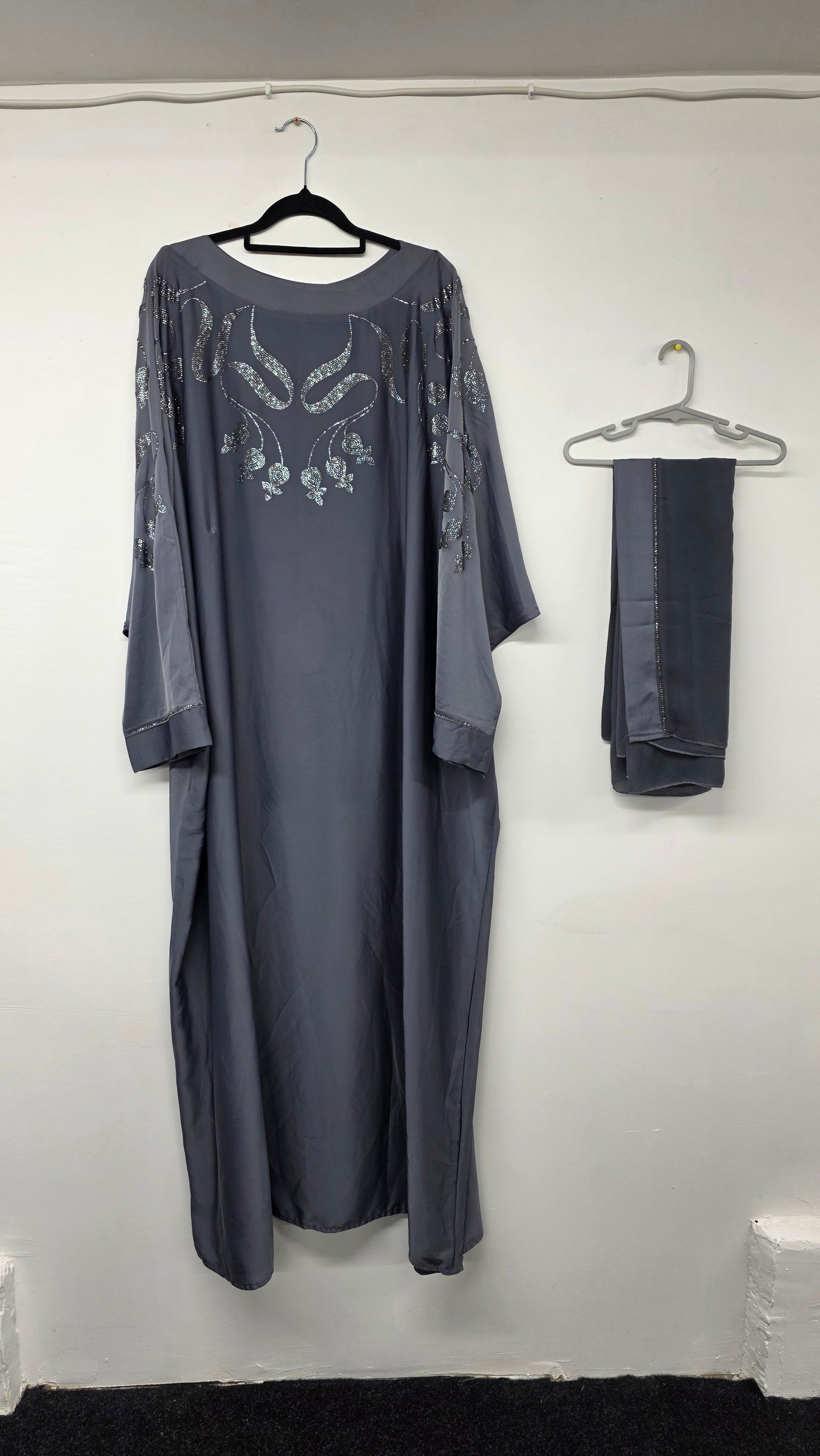 Abaya - AI8
