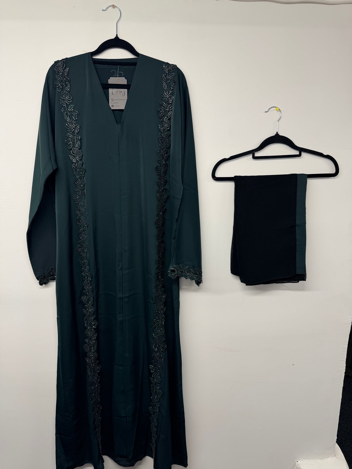 Abaya - AJ7
