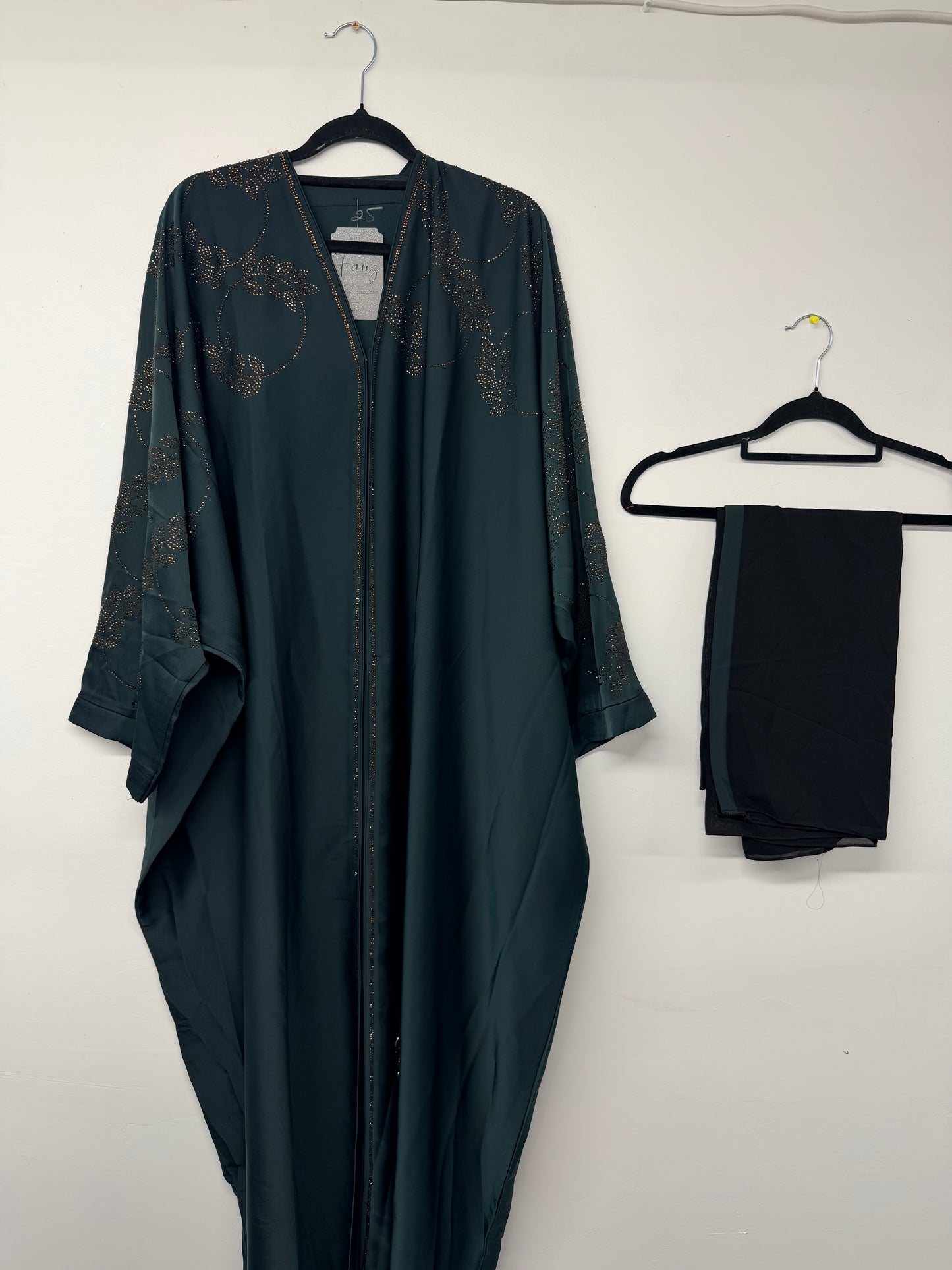 Abaya - AJ8