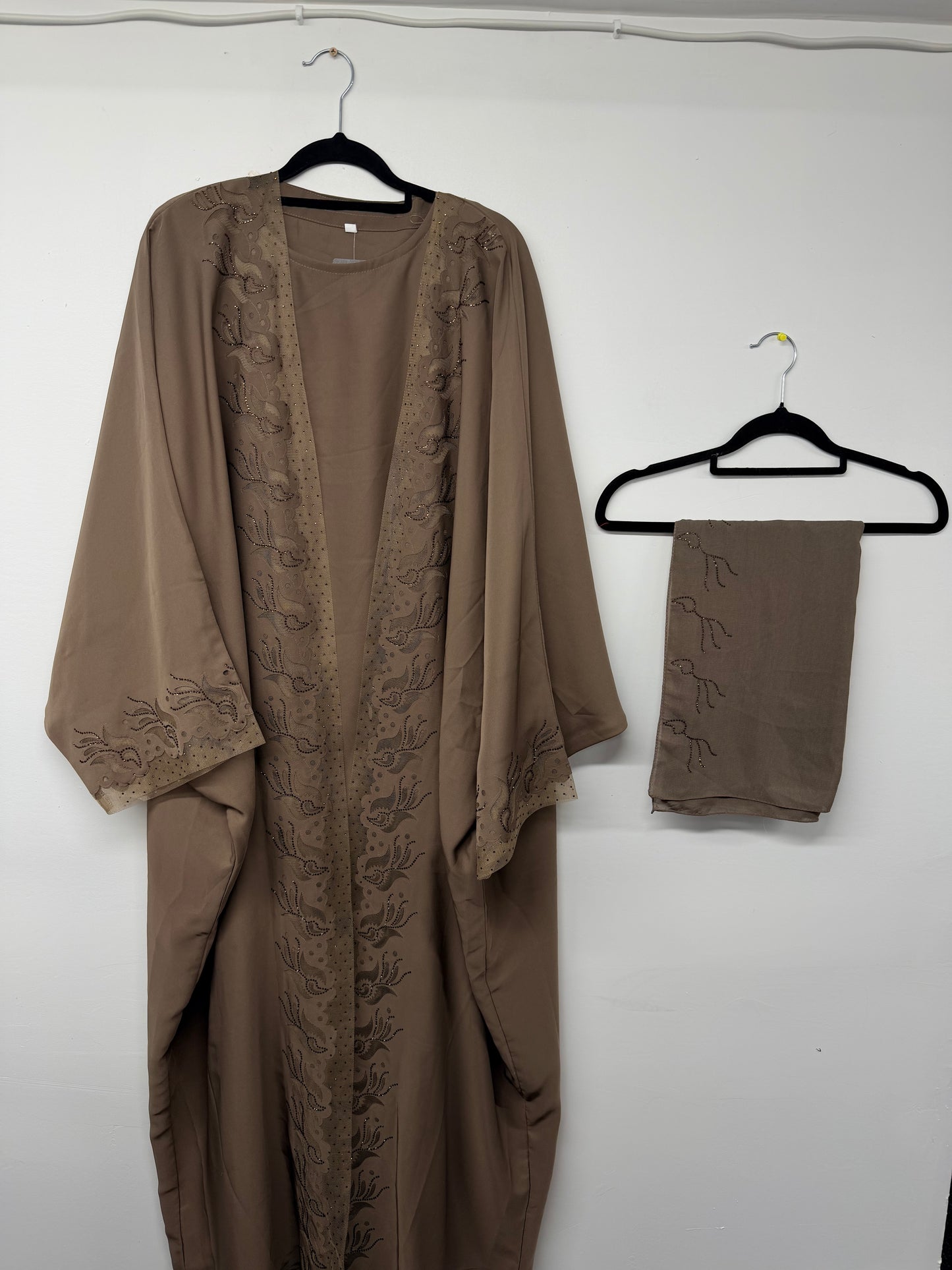 Abaya - AI41