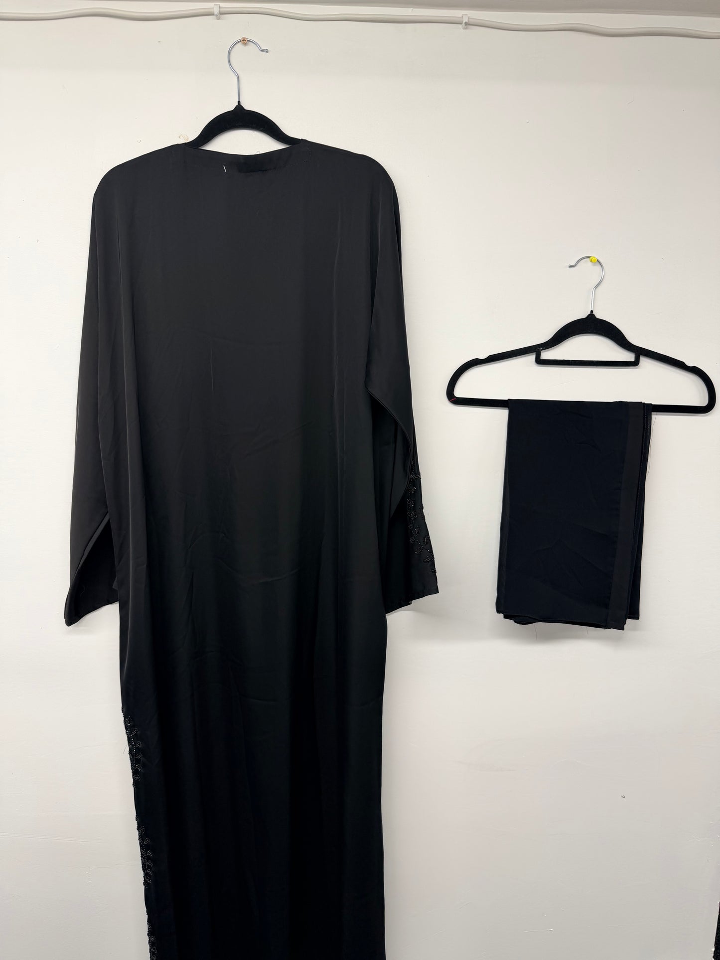Abaya - AI25
