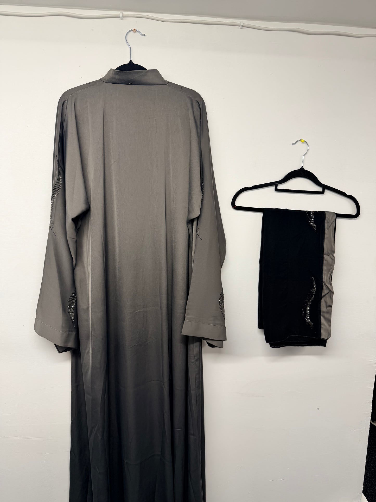 Abaya - AJ10